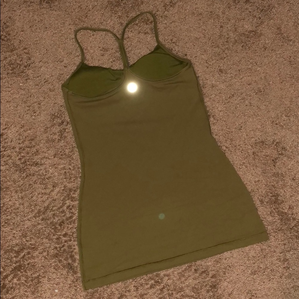 Lululemon tank